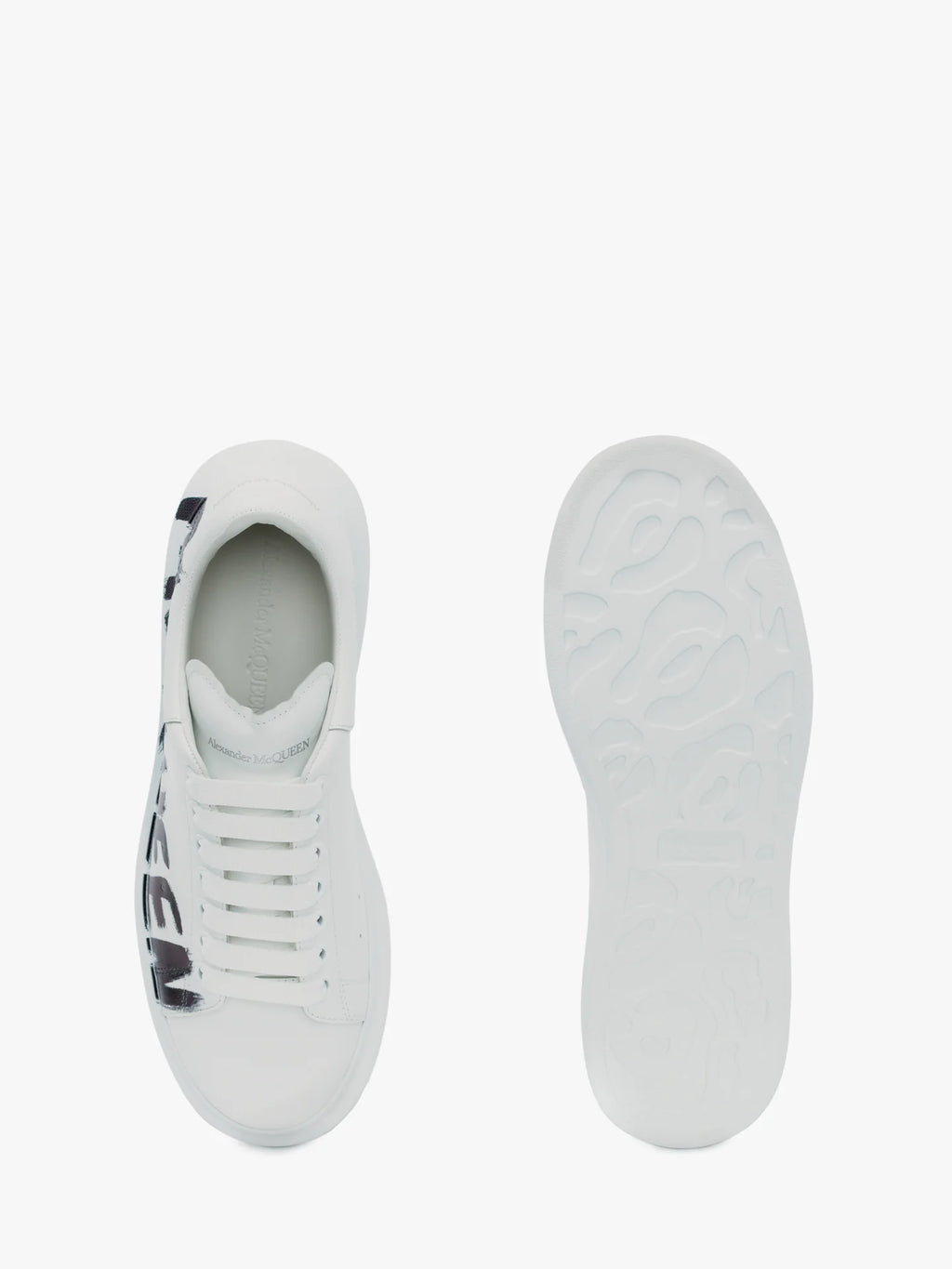 Sneaker Oversize McQueen Graffiti in Bianco/nero